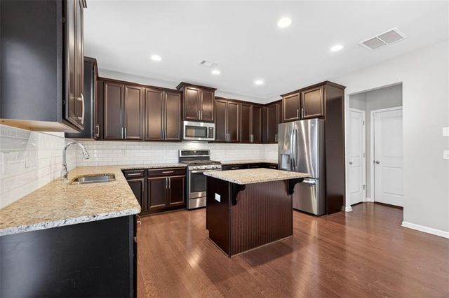 2168 Lakeview Bend Way, Buford, GA 30519
