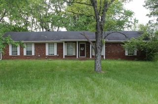 548 Hillside Ln, Gallatin, TN 37066
