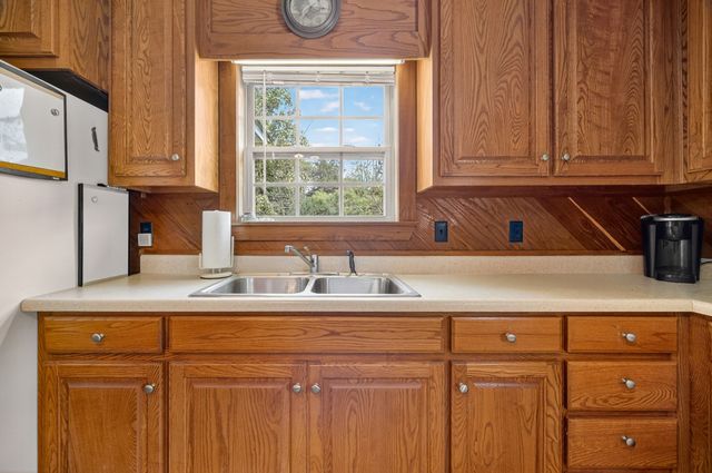 1143 Old Elkton Pike, Dellrose, TN 38453