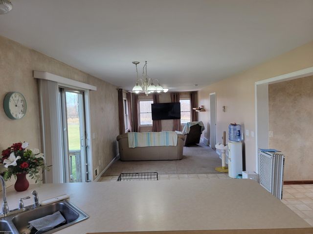 5223 Frontier Road, Avoca, MI 48006