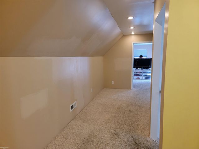 5223 Frontier Road, Avoca, MI 48006