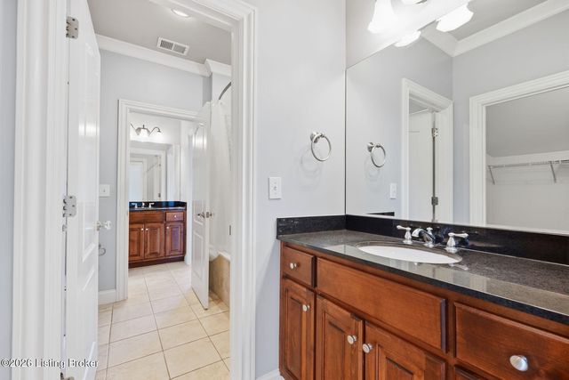 3204 Overlook Ridge Rd, Prospect, KY 40059