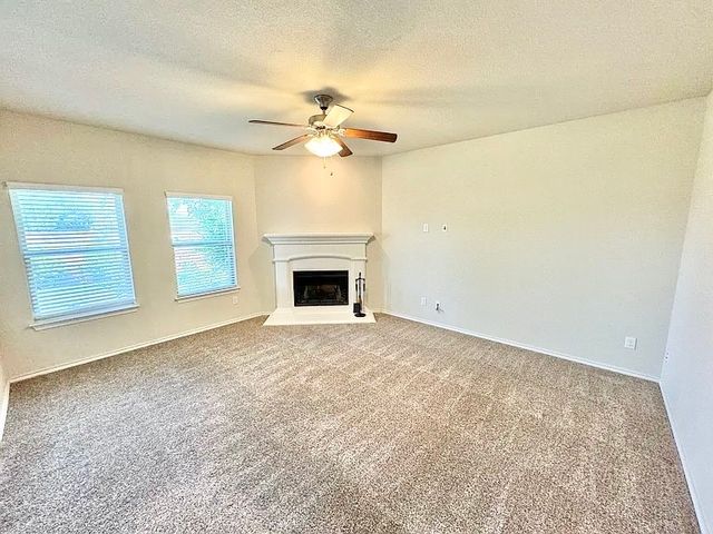 3020 Tamarack Lane, Denton, TX 76226