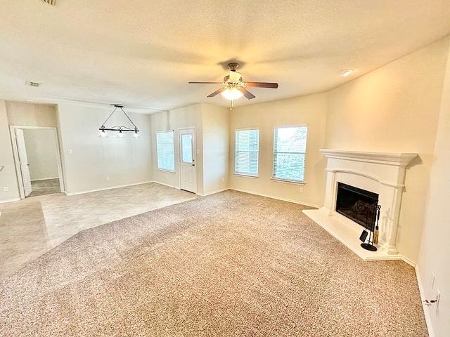 3020 Tamarack Lane, Denton, TX 76226