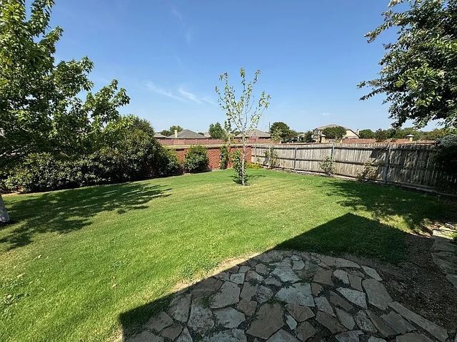3020 Tamarack Lane, Denton, TX 76226