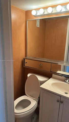 3660 NE 166th Street 609, North Miami Beach, FL 33160