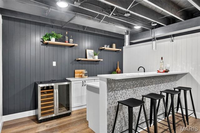 2 Dorclin Lane, St Louis, MO 63128