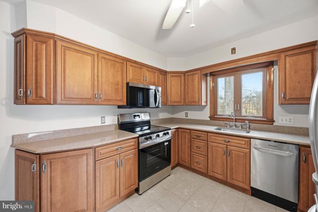 1034 CIRCLE DR, Sykesville, MD 21784