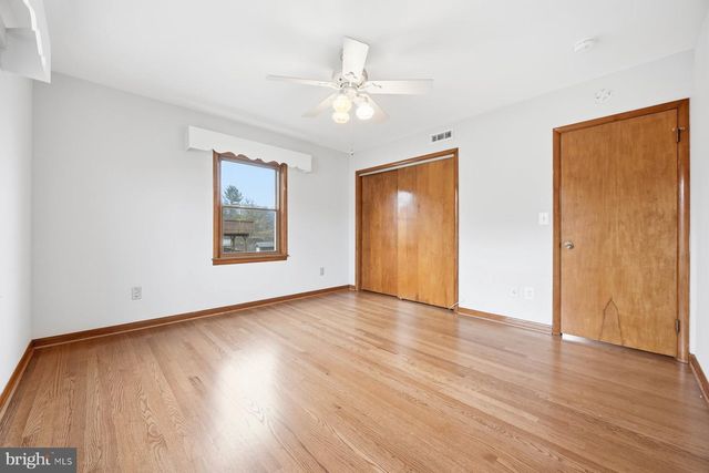 1034 CIRCLE DR, Sykesville, MD 21784