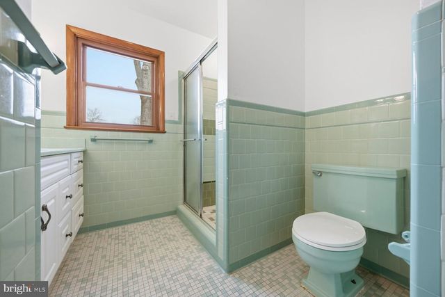 1034 CIRCLE DR, Sykesville, MD 21784