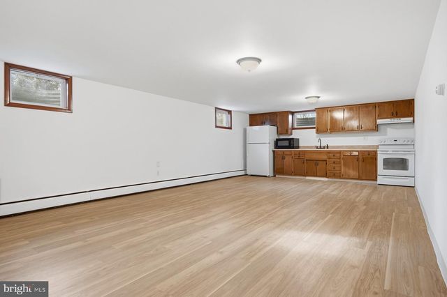 1034 CIRCLE DR, Sykesville, MD 21784