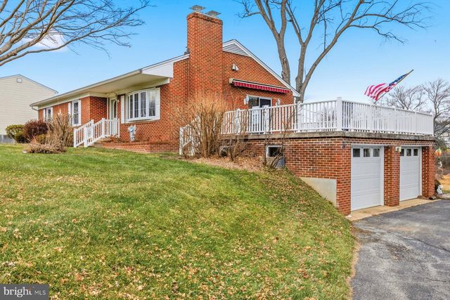 1034 CIRCLE DR, Sykesville, MD 21784