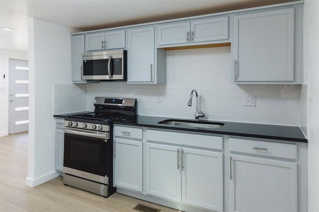 2412 SE 47th Street, Oklahoma City, OK 73129