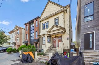 97 Thorne Street, Jersey City, NJ 07307