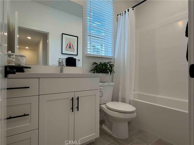 6009 Huntington Drive, Eastvale, CA 92880