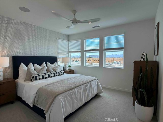 6009 Huntington Drive, Eastvale, CA 92880