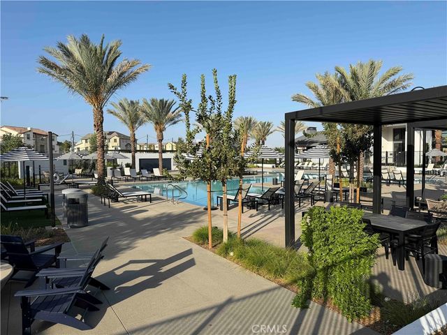 6009 Huntington Drive, Eastvale, CA 92880