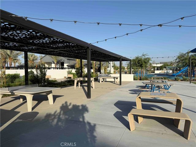 6009 Huntington Drive, Eastvale, CA 92880