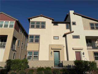 6009 Huntington Drive, Eastvale, CA 92880