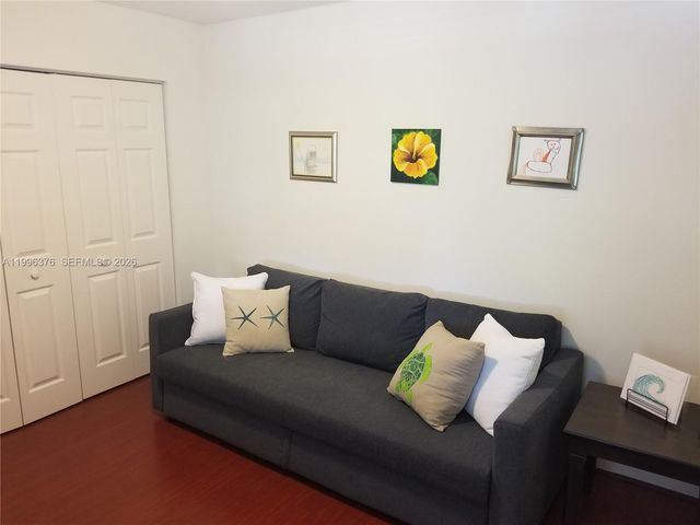 4719 NW 96th Pl, Doral, FL 33178