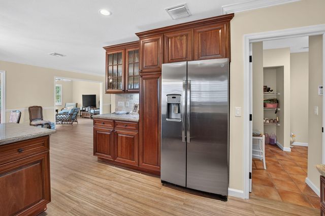 7 Holly Drive, Boynton Beach, FL 33436