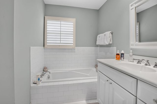 7 Holly Drive, Boynton Beach, FL 33436