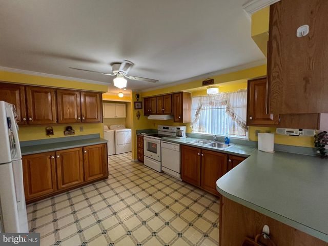 68 ANCHOR WAY DR, Berlin, MD 21811