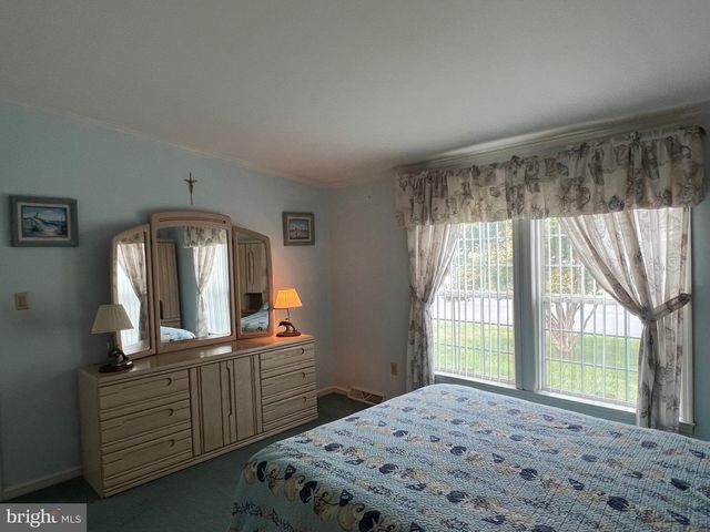 68 ANCHOR WAY DR, Berlin, MD 21811