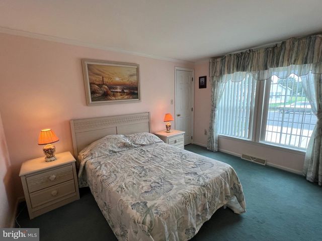 68 ANCHOR WAY DR, Berlin, MD 21811