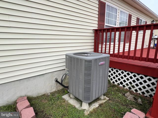 68 ANCHOR WAY DR, Berlin, MD 21811