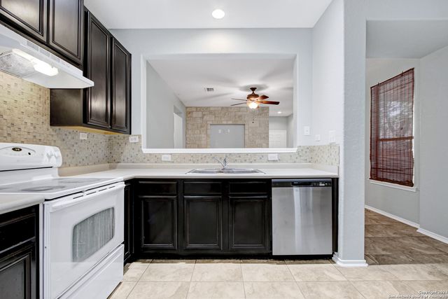 13303 SUN SIERRA, San Antonio, TX 78245