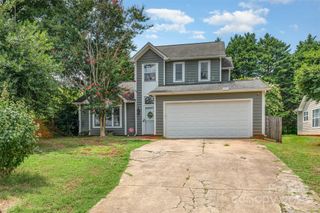9101 Merlot Lane, Charlotte, NC 28269