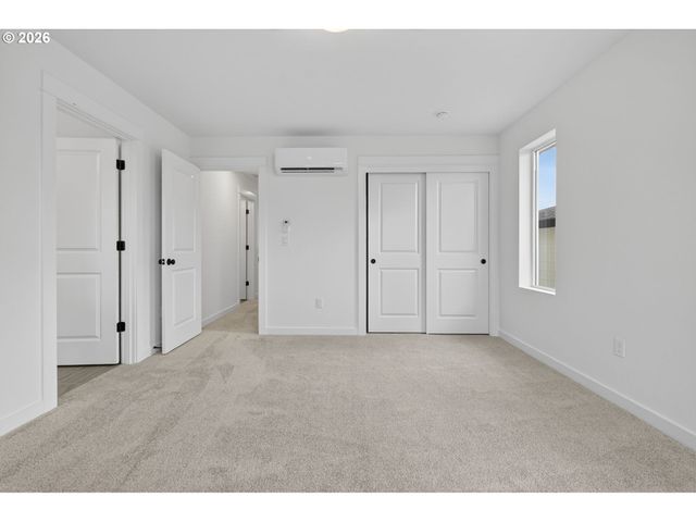 4055 Sw MCKINLEY St, Gresham, OR 97080