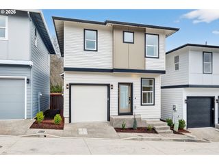 4055 Sw MCKINLEY St, Gresham, OR 97080