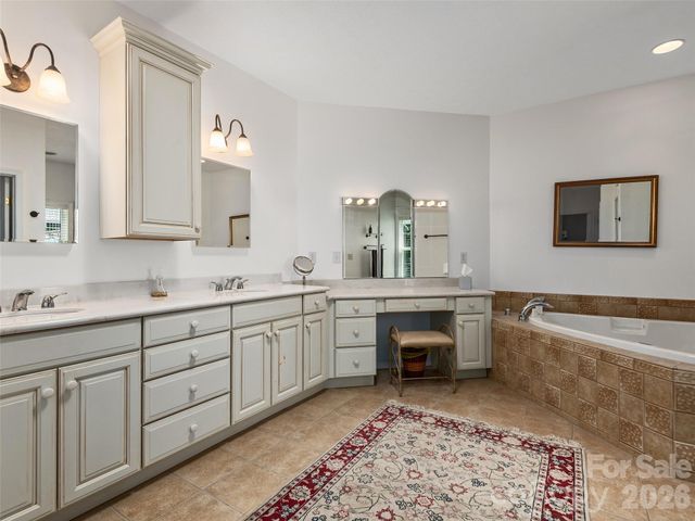 84 Red Cedar Drive, Hendersonville, NC 28792