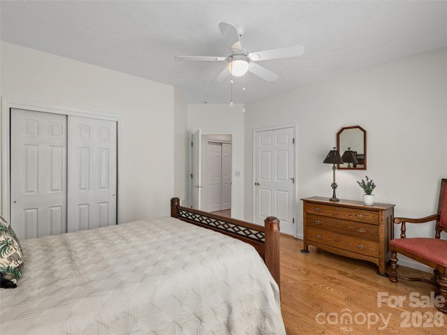 84 Red Cedar Drive, Hendersonville, NC 28792