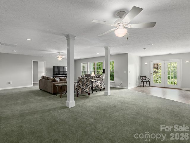 84 Red Cedar Drive, Hendersonville, NC 28792