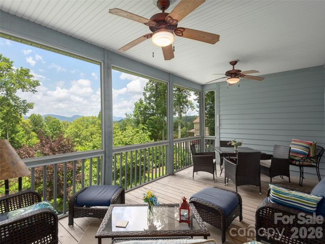 84 Red Cedar Drive, Hendersonville, NC 28792