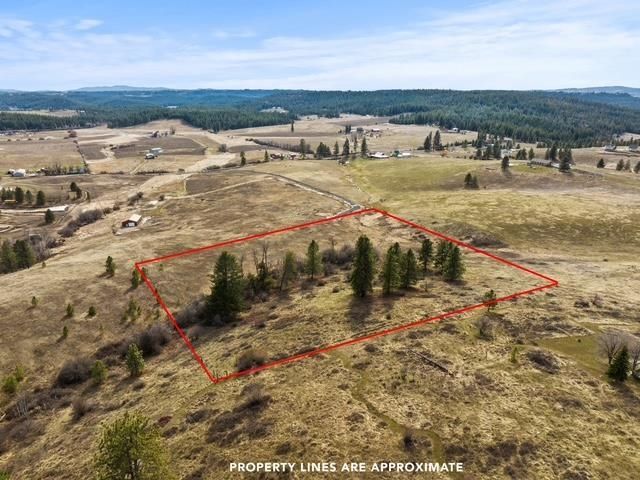 117XX E Tallman Rd, Chattaroy, WA 99003