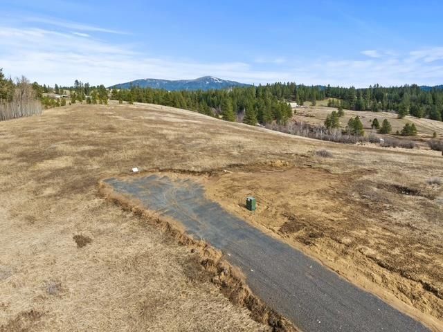 117XX E Tallman Rd, Chattaroy, WA 99003