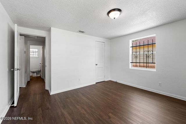 1424 W 9TH Street, Jacksonville, FL 32209