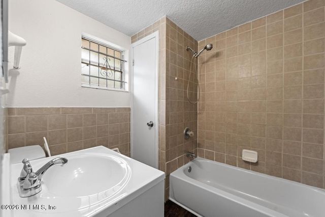 1424 W 9TH Street, Jacksonville, FL 32209