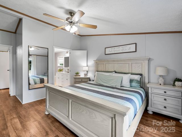 450 Berry Wills Road, Hot Springs, NC 28743