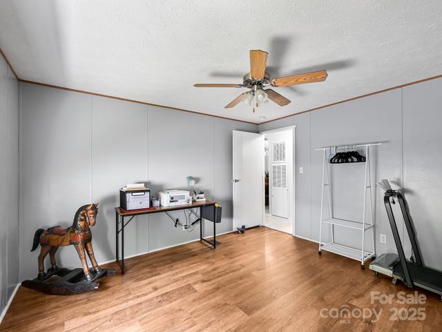 450 Berry Wills Road, Hot Springs, NC 28743