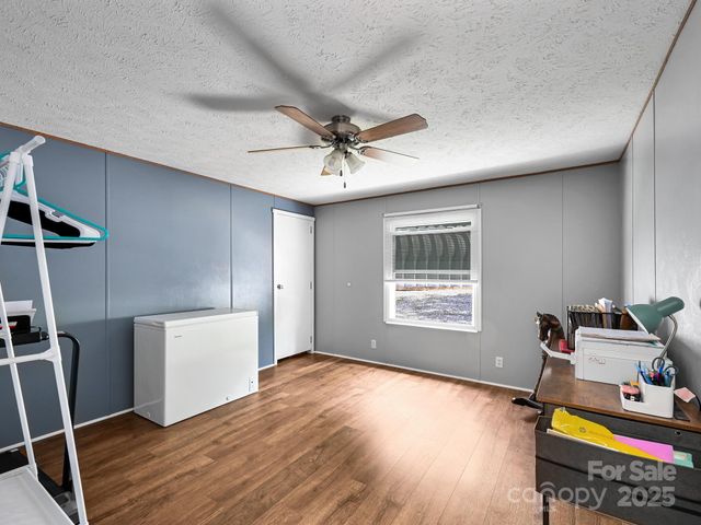 450 Berry Wills Road, Hot Springs, NC 28743