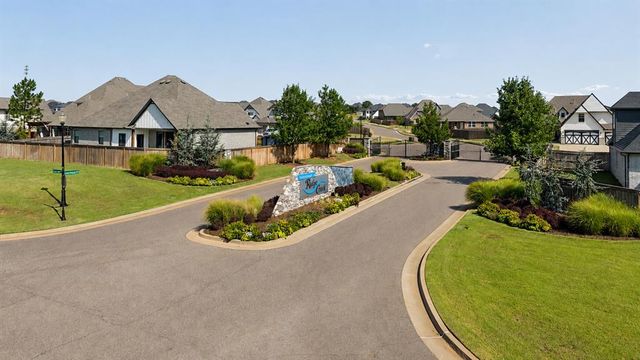 4300 Luke Lane, Edmond, OK 73034
