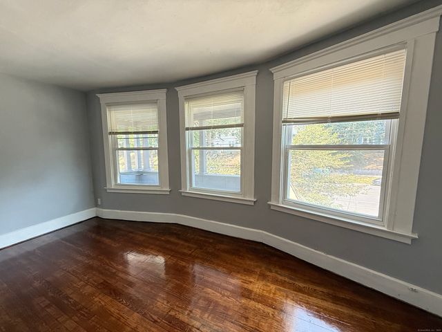 1528 Ella Grasso Boulevard, New Haven, CT 06511
