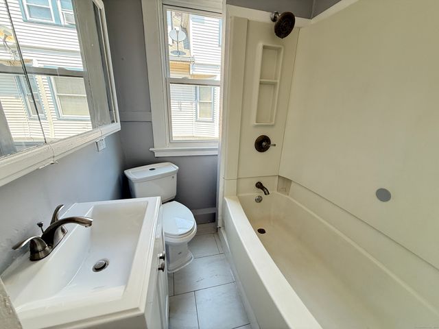 1528 Ella Grasso Boulevard, New Haven, CT 06511