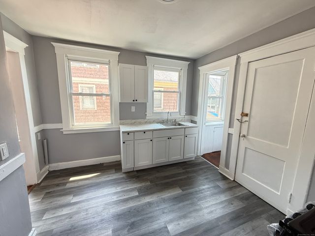 1528 Ella Grasso Boulevard, New Haven, CT 06511