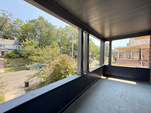 1528 Ella Grasso Boulevard, New Haven, CT 06511